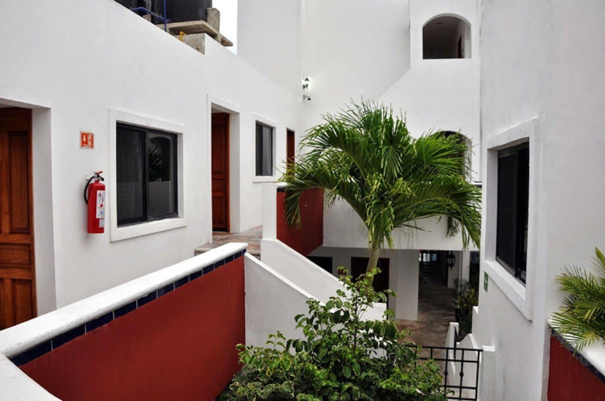 Chac Chi Hotel & Suites Isla Mujeres Eksteriør bilde
